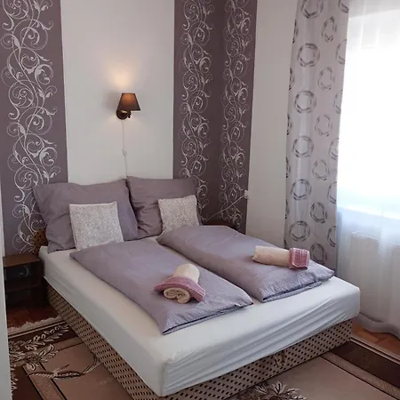 Maison d'hôtes Riavia Noszvaj Pusztavacs